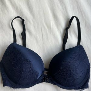 Victoria’s Secret Bombshell Bra